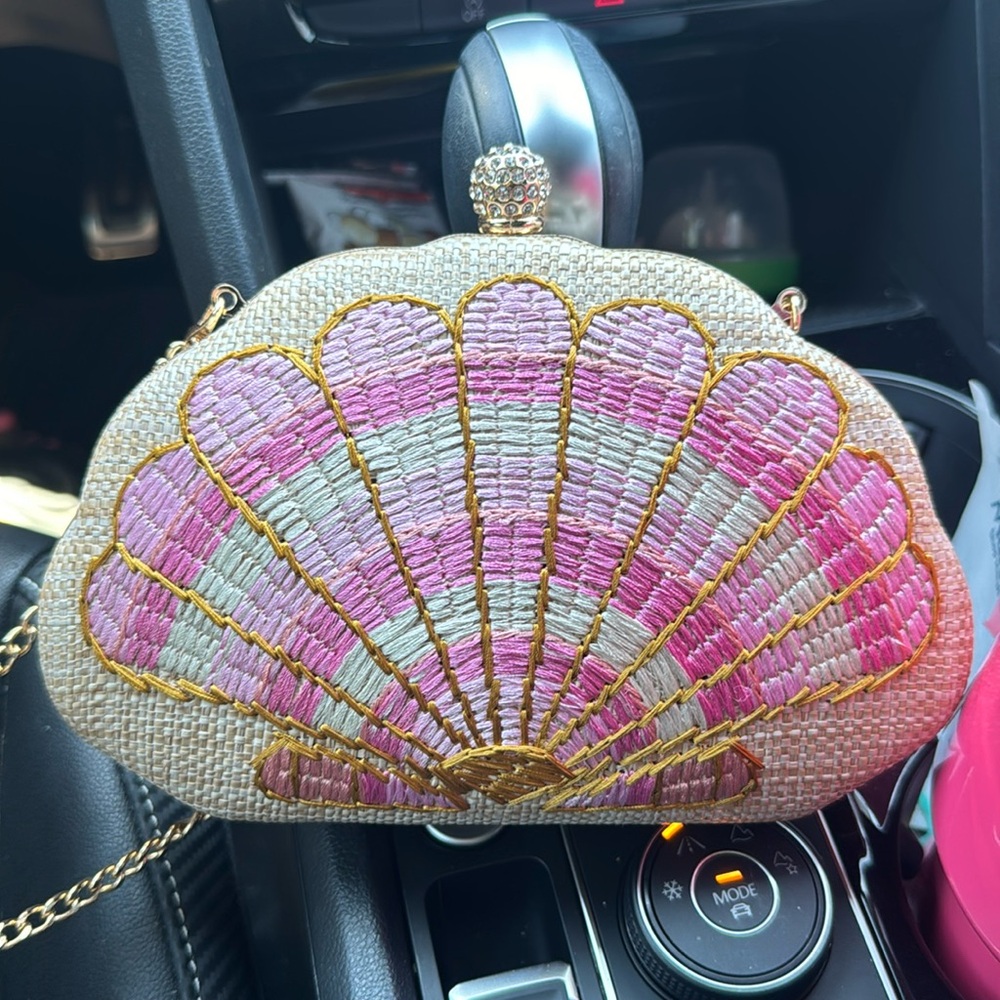 COPY - NWT Savanna Seashell Clutch.